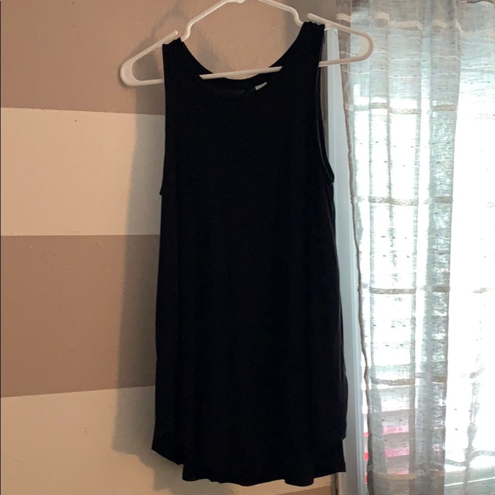 Old navy tank